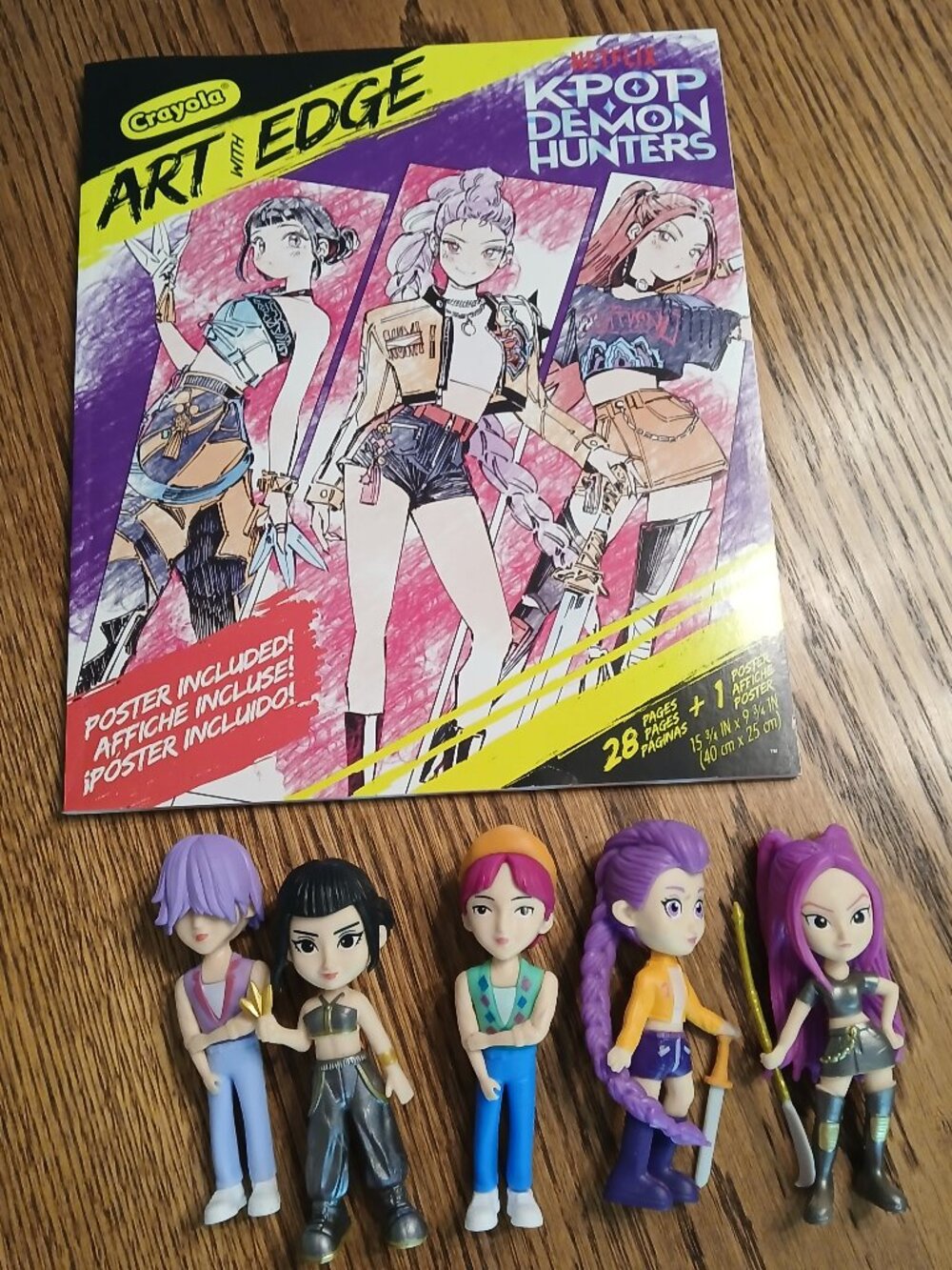 Brand new Crayola K-Pop Demon Hunters coloring book & figurines
